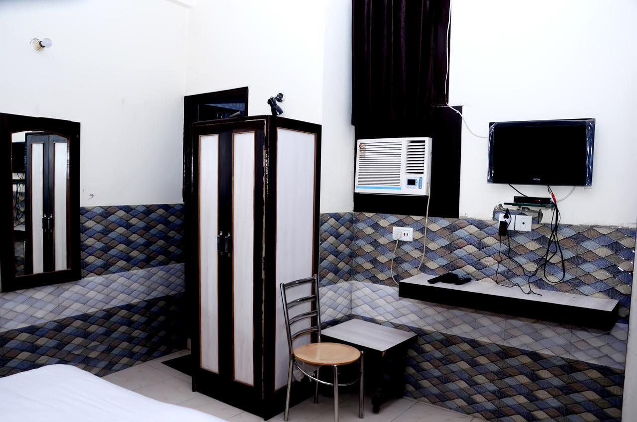 Fabhotel Sarwan Agra  Εξωτερικό φωτογραφία