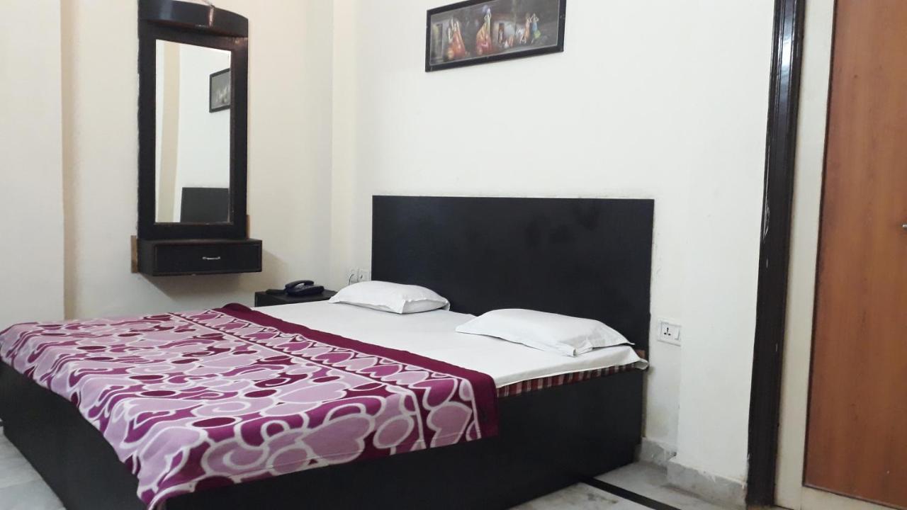 Fabhotel Sarwan Agra  Εξωτερικό φωτογραφία