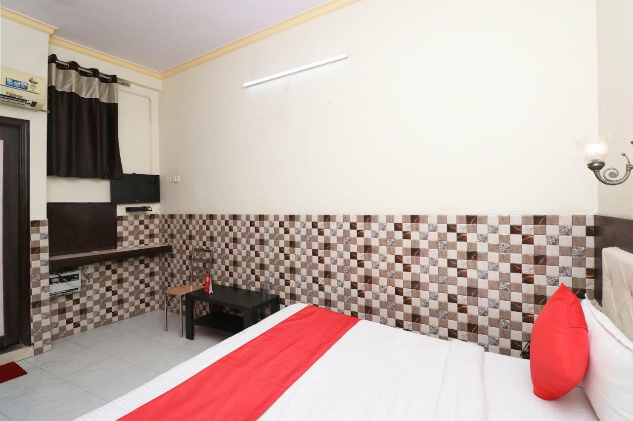 Fabhotel Sarwan Agra  Εξωτερικό φωτογραφία